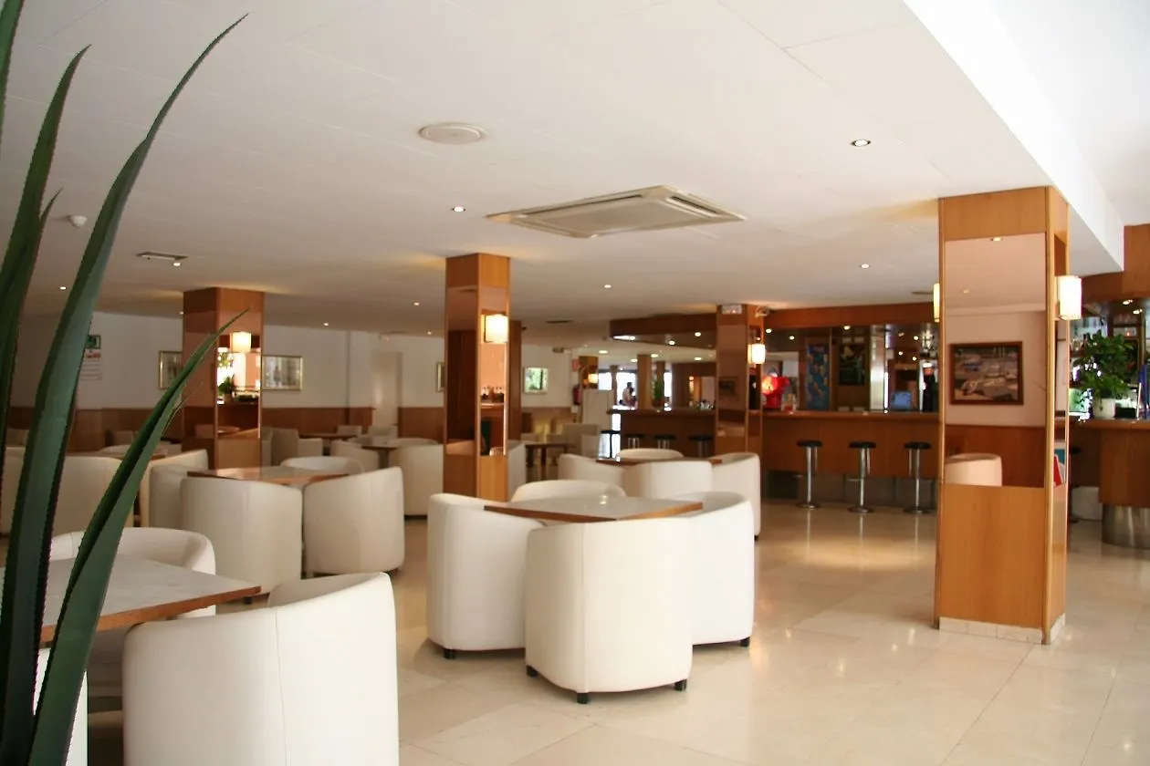 ****  Hotel Garbi Park & Aquasplash Lloret de Mar Španělsko